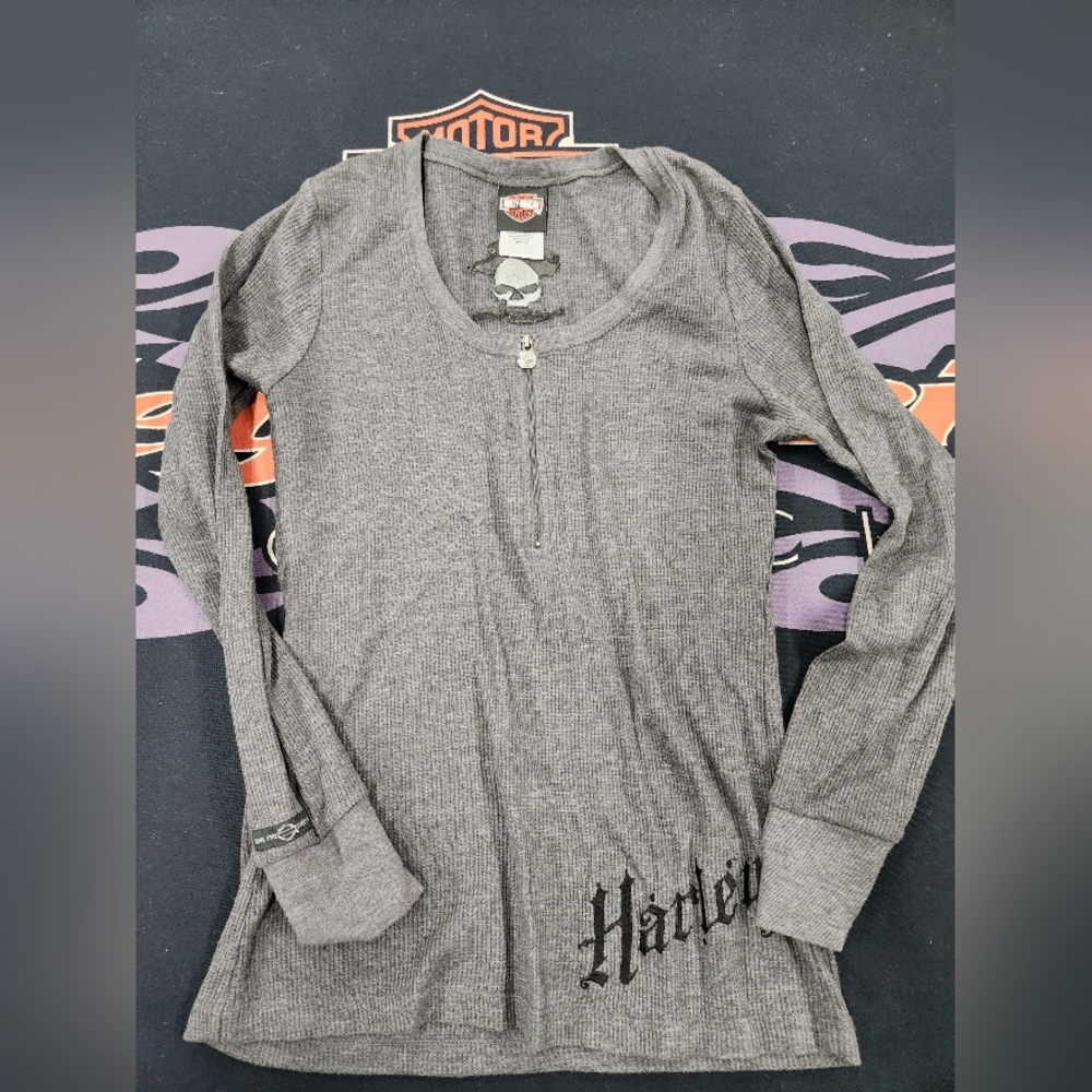 Genuine H-D Ladies LS pullover